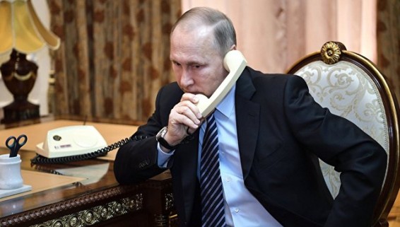 Путин и Макрон провели первый телефонный разговор