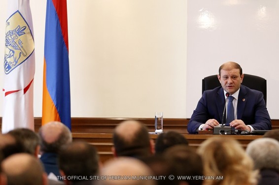 Video. Երևանի քաղաքապետարանի ենթակայության գրադարանները համալրվել են 16 հազար կտոր նոր գրականությամբ
