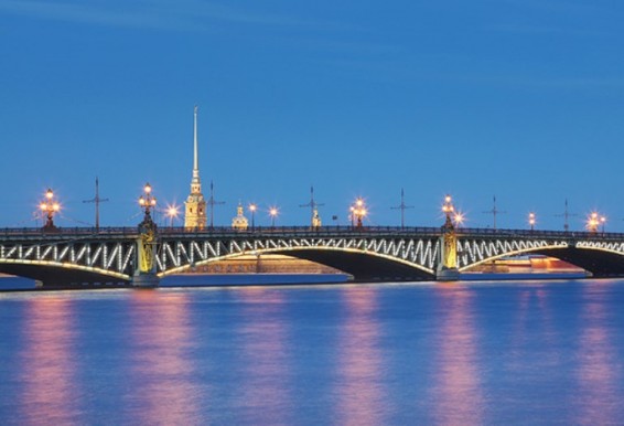 Պետերբուրգի կենտրոնում կասկածելի առարկայի պատճառով փակվել է Տրոիցկի կամուրջը