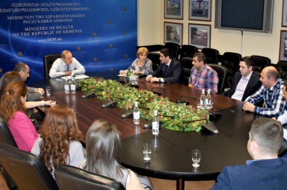 Երիտասարդ բժիշկներն առաջարկել են խստացնել ծխախոտի դեմ պայքարը