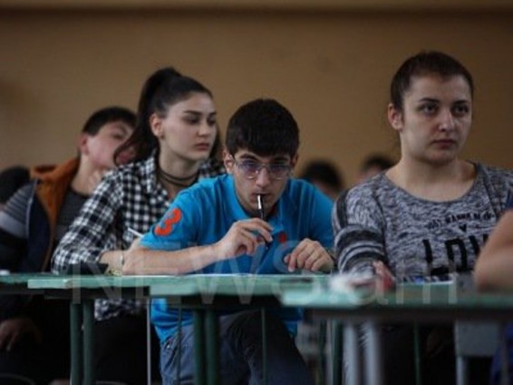 Հայաստանում մեկնարկել են միասնական եւ ավարտական քննությունները. ամենաշատ դիմորդները կենսաբանությունից են