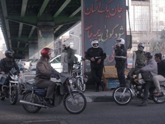 Շիրազ քաղաքի առեւտրի կենտրոնում պայթյուն է որոտացել