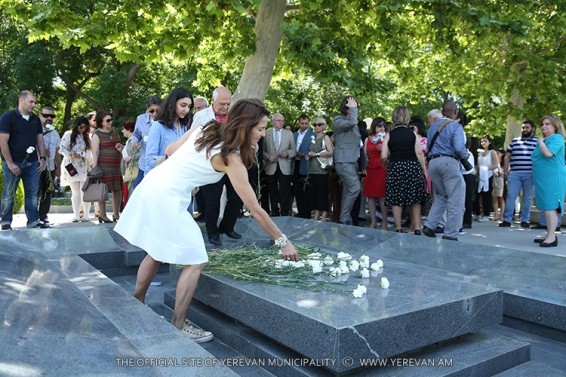 Հարգանքի տուրք՝ Արամ Խաչատրյանի հիշատակին