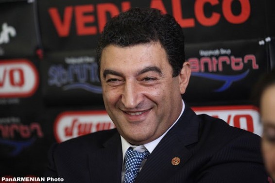 Սև ծովն ու Վարդան Այվազյանը