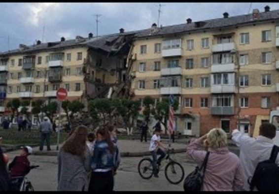 Video. Ռուսաստանում բնակելի շենքի մի հատվածը փլուզվել է. կա զոհ