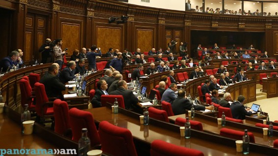 90 րոպեում ուզում եք օրենքներ սղացնեք. Նաիրա Զոհրաբյան