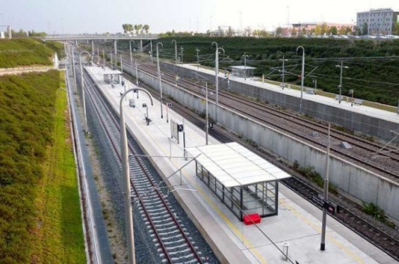 Ֆրանսիայում գնացքի զուգարանում փորձ անող դերասանին ահաբեկչի տեղ են դրել և ձերբակալել