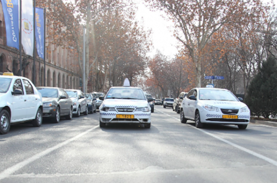 Վարչապետի հայտարարությունից հետո վերահրապարակվել է մարդատար-տաքսիների լիցենզավորման փաստաթղթերի ցանկը