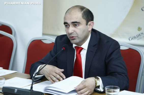 Աբսուրդ է, որ ՀՀ վարորդական իրավունքով այսուհետ հնարավոր չի լինի աշխատել ՌԴ տարածքում. Էդմոն Մարուքյան