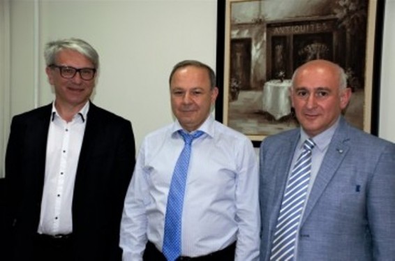 Նախարարը կարևորել է լեյկեմիայով հիվանդ երեխաների կլինիկական ռեգիստրի ներդրումը