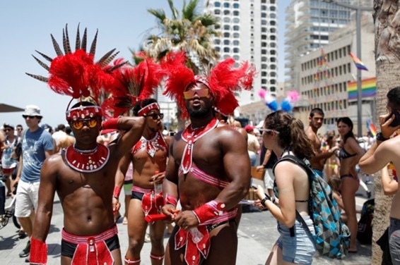 Photo. Թել Ավիվում գեյ շքերթին հազարավոր մարդիկ են մասնակցել