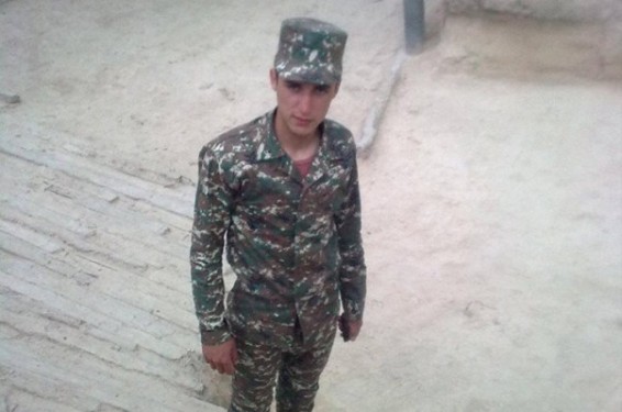 Զոհված զինծառայող Արայիկ Մատինյանն անապաhով ընտանիքից էր, նրա զորացրմանը մնացել էր 6 ամիս. Շնողի գյուղապետ