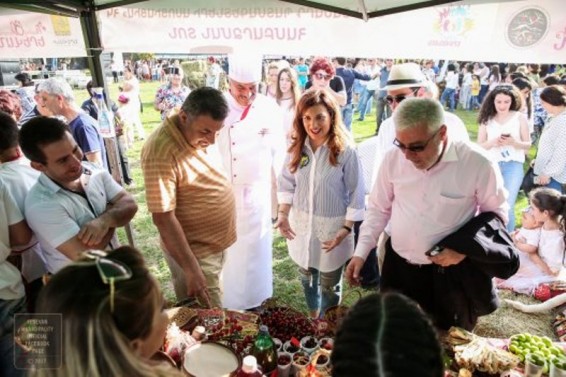 Video. Անցկացվել է «Համով-հոտով Երևան» տոնածիսական ուտեստների փառատոնը