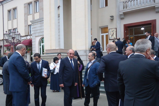 Խստորեն դատապարտում ենք հրադադարի խախտման քաղաքականությունը. Հայկական կուսակցությունների III համաժողով