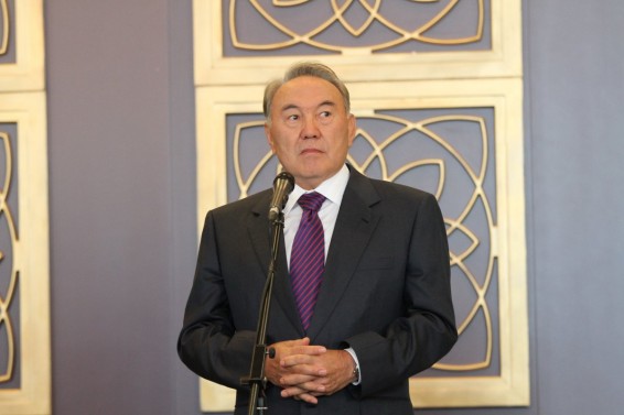 Назарбаев призвал инвестировать в 