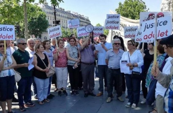 Փարիզի, Լիոնի և Նյու Յորքի թուրքերն աջակցություն են հայտնել Թուրքիայի գլխավոր ընդդիմադիրին