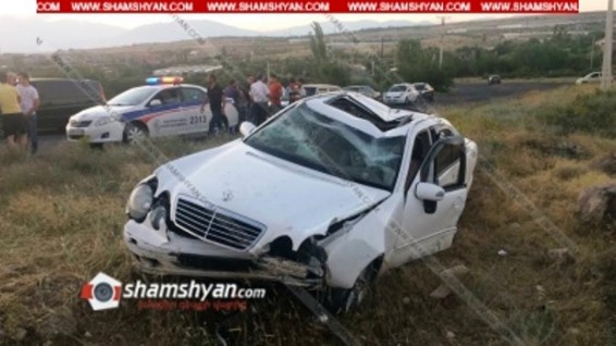 34-ամյա վարորդը Mercedes-ով բախվել է գազատարին և գլխիվայր շրջվելով՝ հայտնվել դաշտում