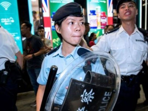 Հոնկոնգում տոնակատարությունների ընթացքում բախումներ են տեղի ունեցել