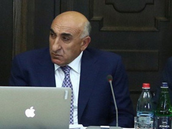 Որդիս առողջական խնդիրների պատճառով բանակ չի զորակոչվել, այն ժամանակ պաշտոնյա չի եղել. Դավիթ Լոքյան