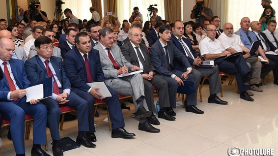 ԵԱՏՄ-ի միացնող ներուժը հնարավորություն կտա ամրապնդել գործնական կապերը. ՀՀ-ում Բելառուսի դեսպան