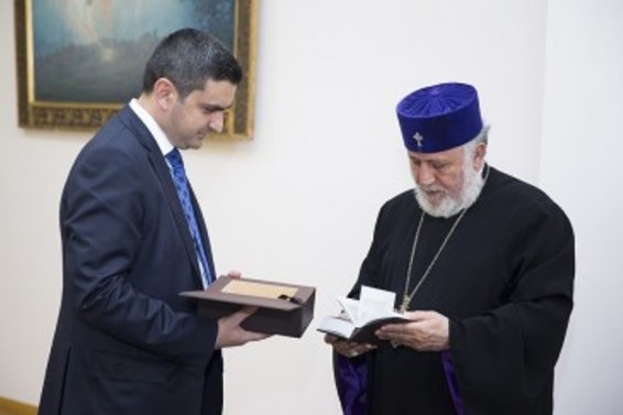 Ամենայն Հայոց Կաթողիկոսն ընդունեց Ջրային տնտեսության պետական կոմիտեի նախագահին