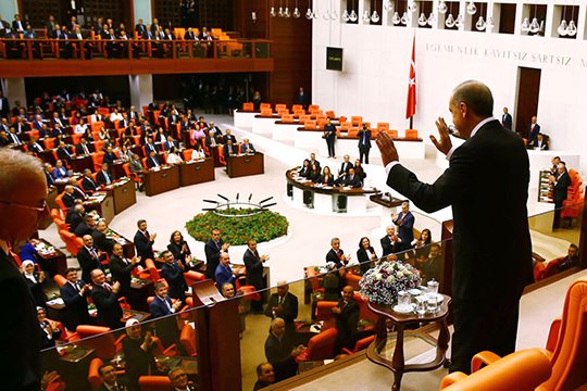 Թուրք պատգամավորներն այսուհետ կարող են Ցեղասպանության մասին խոսելու համար տուգանվել