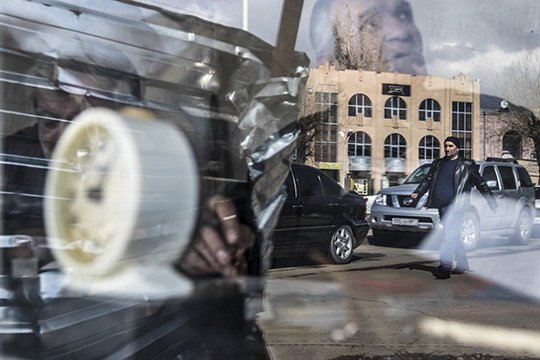 Հայաստանի՝ երկրաշարժից ավերված քաղաքի բնակիչների լուռ երգը. BBC