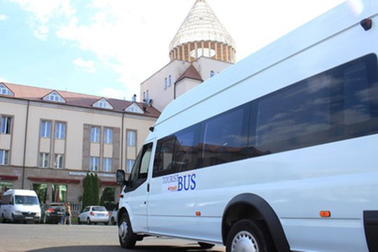 Արցախում կազմակերպվում են զբոսաշրջային կանոնավոր ուղևորափոխադրումներ