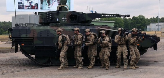 СМИ: ФРГ и Франция работают над автономией ЕС в сфере обороны