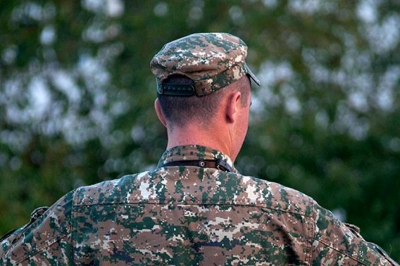 Զինծառայողին հրաժարվում են զորացրել. ՀՔԱՎ