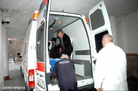 Вследствие ДТП на автотрассе Караундж-Капан погиб один человек, состояние двух других оценивается как тяжелое
