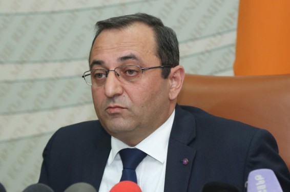 Հրդեհն այս պահին ընդգրկում է արգելոցի էական մասը, որը բնապահպանական առումով չափազանց մեծ վնաս է. Արծվիկ Մինասյան