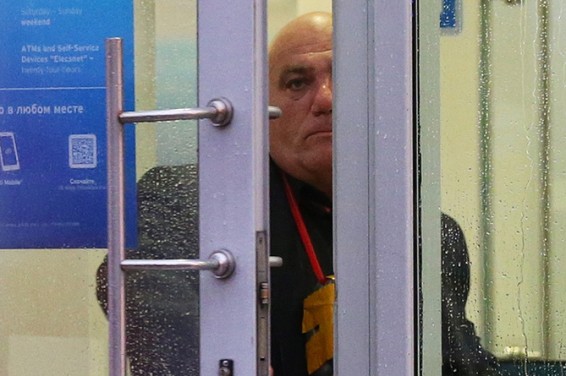Бизнесмену Араму Петросяну, обвиняемому в захвате заложников в Ситибанке, предъявлен иск на 50 тыс. рублей