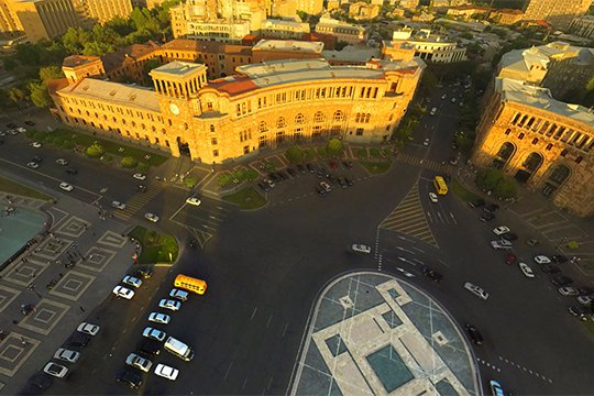 Հանրապետության հրապարակի մուտքի-ելքի հատվածների լուսացույցների եռագույն աշխատանքային ռեժիմները կփոխվեն