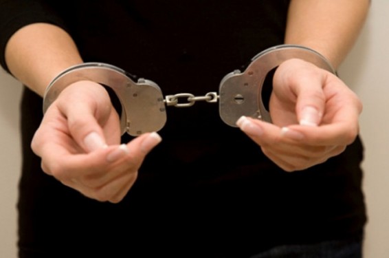 Գողության փորձի մեղադրանքով հետախուզվող 28-ամյա կինը բերման է ենթարվել ոստիկանություն