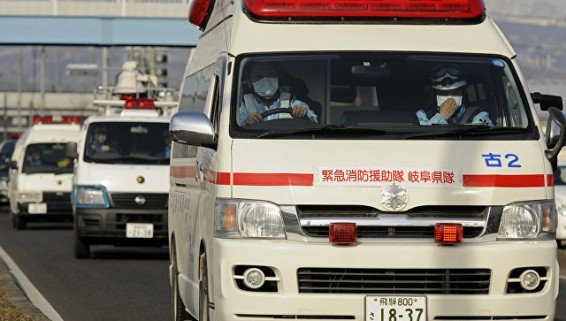 В аварии с туристическим автобусом в Японии пострадали 20 человек