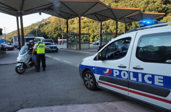 Ֆրանսիան կուժեղացնի սահմանային հսկողությունը՝ Իսպանիայում տեղի ունեցած ահաբեկչություններից հետո