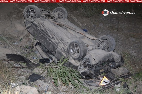Խոշոր ավտովթար Երևանում. բախվել են Infiniti-ն ու Mercedes-ը. վերջինս 11 մետր գահավիժելով՝ գլխիվայր հայտնվել է «Կուկուռուզնիկի» տարածքում