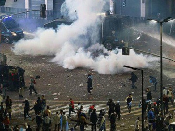 Արգենտինայում անկարգությունների հետեւանքով 17 մարդ է տուժել