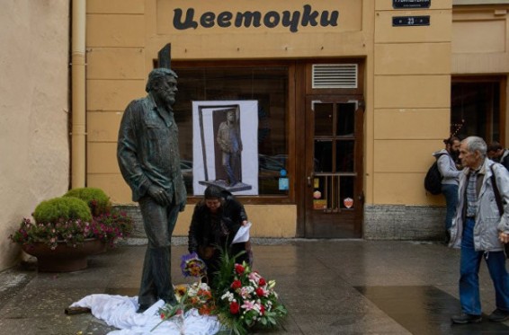 Ակտիվիստներն առաջարկել են Տալլինում տեղադրել Սերգեյ Դովլաթովի հուշարձանը