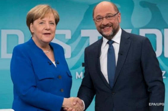 Մերկելը կանցլերի պաշտոնի համար հեռուստաբանավեճում հաղթել է Շուլցին