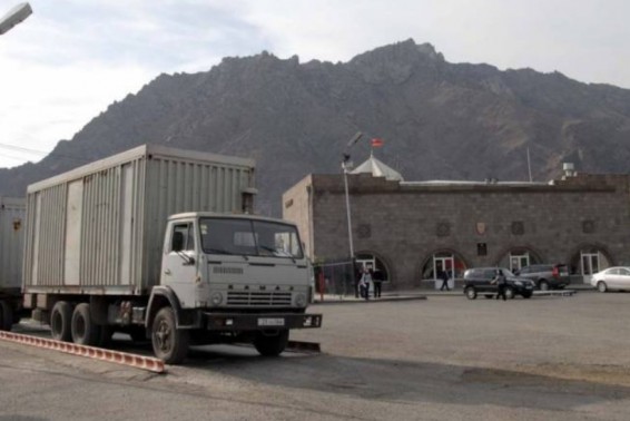 Մեղրիում ռուս սահմանապահները ձերբակալել են ՀՀ-ում իրացման ոչ ենթակա ապրանք ներմուծել ցանկացող անձին