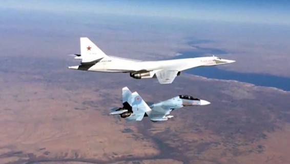 Российская авиация доставила 36 тонн гумпомощи в сирийский Дейр-зз-Зор