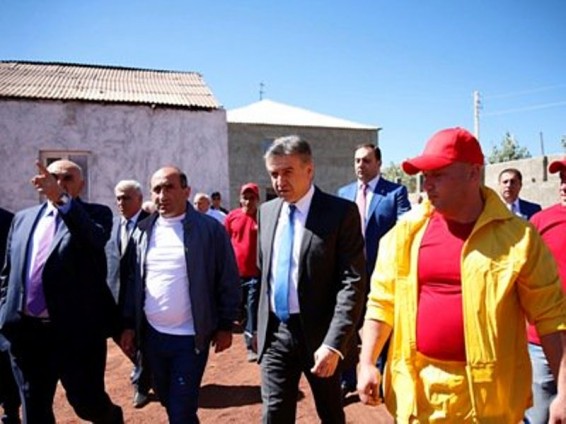 Գյուղացուն հնարավորություն ենք տալու արժանավայել աշխատանքով պահել իր տունը. Վարչապետ