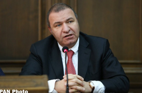 ԵԱՏՄ-ից դուրս գալու «Ելքի» ծրագիրը կքննարկենք, բայց պատրաստվում ենք լսել նաև ռիսկերի գնահատականները. Միքայել Մելքումյան